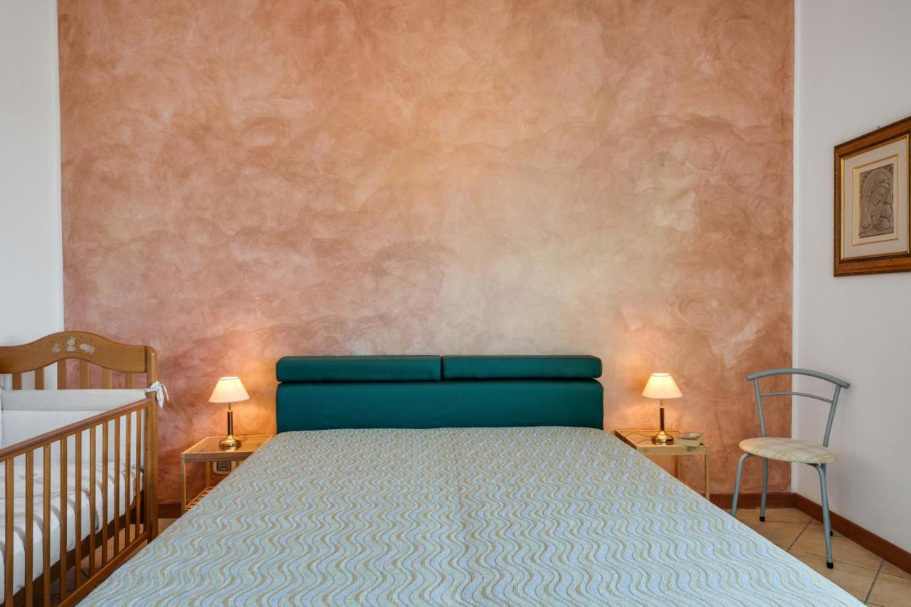 Roomy And Bright Apartment With Balconies X6 Catania Exterior foto
